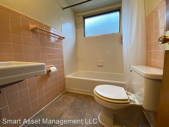 4th image of 3416 W Highland Blvd #8947990