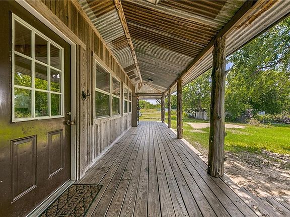 5th image of 505 County Road 4106