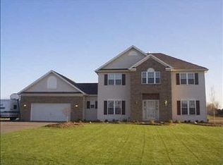 12 Quail Ln, Rochester, NY 14624