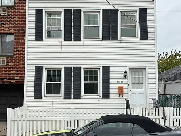 7039 57th Dr, Maspeth, NY 11378