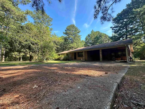 2631 Columbia Road 1, Stamps, AR 71860