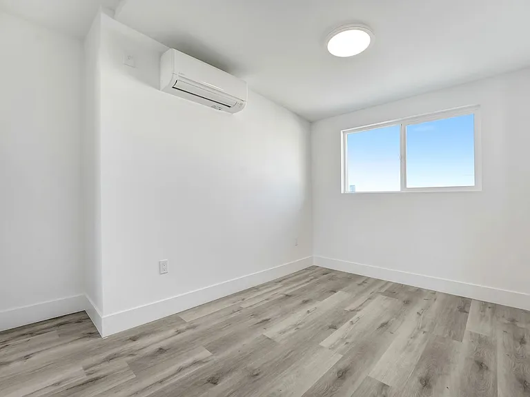 1512 Pennsylvania Ave #3 — Photo 6