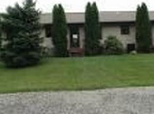 1204 Schneiders Crossing Rd NW, Dover, OH 44622