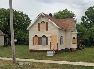 1015 W 10th St, Michigan City, IN 46360