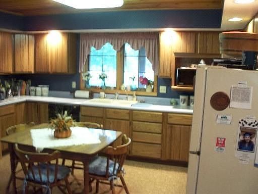 4th image of 5845 E South Prairie Dr