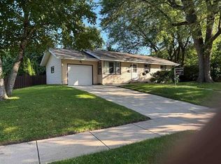 917 Monica Ln, Madison, WI 53704