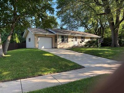 917 Monica Lane, Madison, WI, 53704