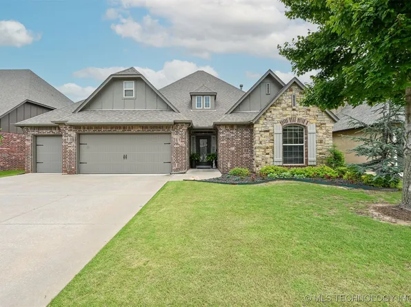 4733 S 167th East Pl, Tulsa, OK 74134