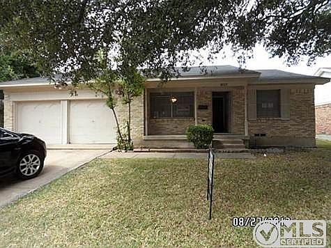 1st image of 4029 Sweetbriar Dr