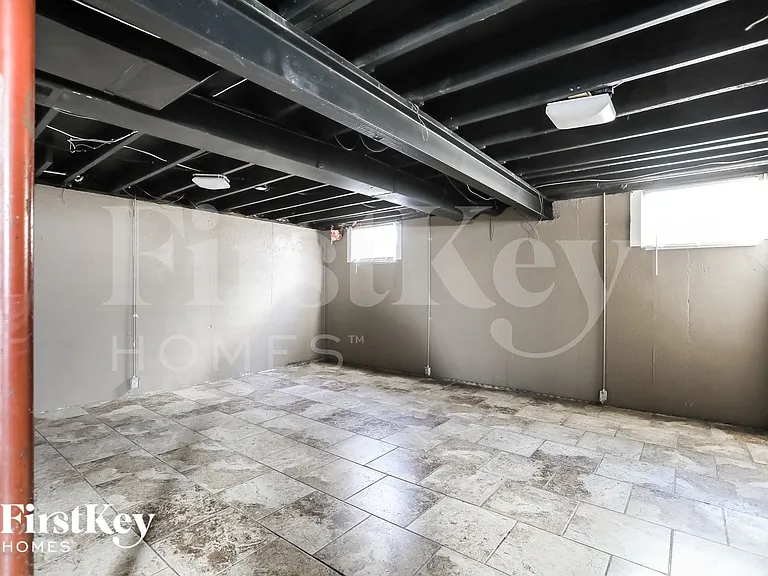 11947 Manchester Ave — Photo 13