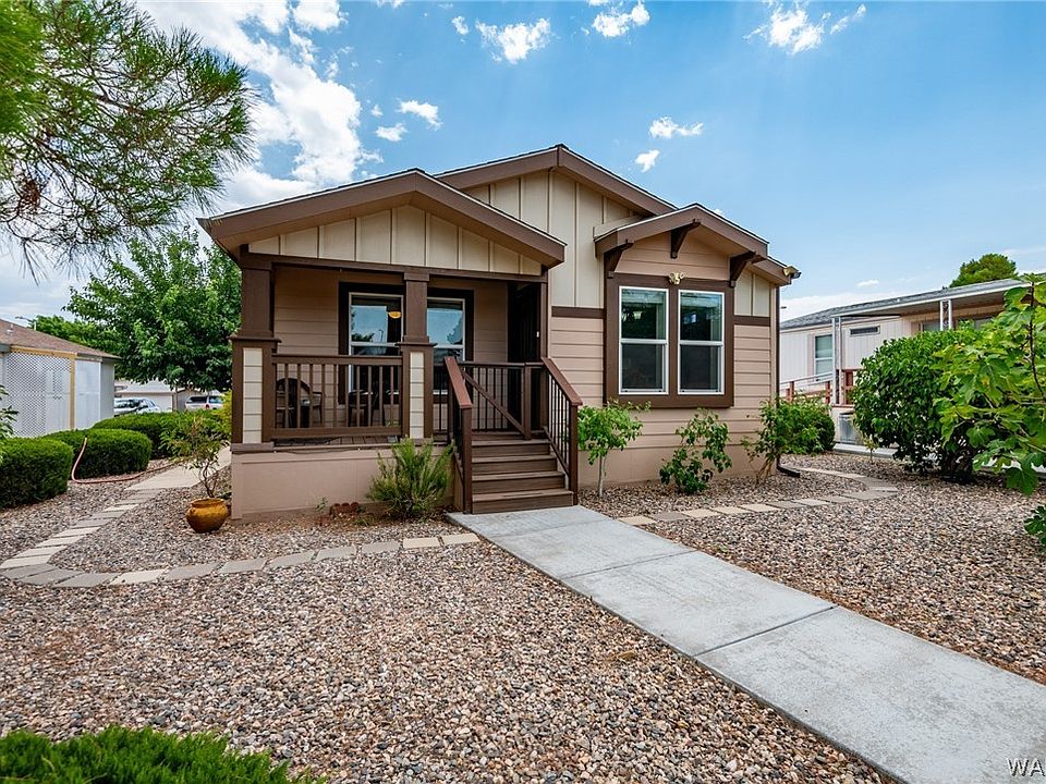 1st image of 1133 E Aralia Drive