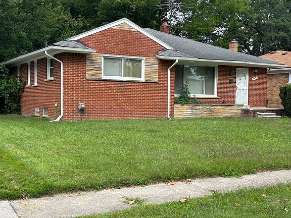 2nd image of 21871 Westhampton Ave