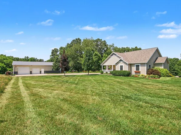 13625 Stacey St NE, Greenville, MI 48838