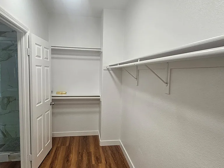 12202 Canyon Meadows Dr — Photo 3