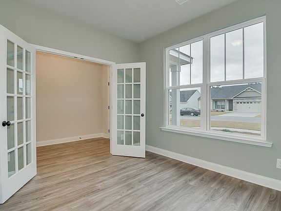 2nd image of 1063 Burlington Drive