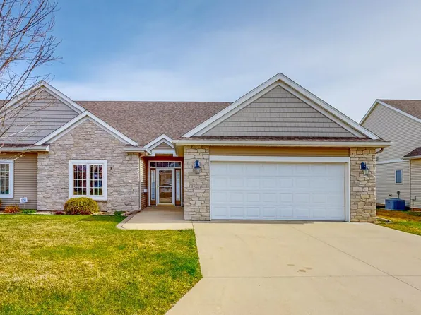 2443 Coral Ridge Pl NE, Rochester, MN 55906