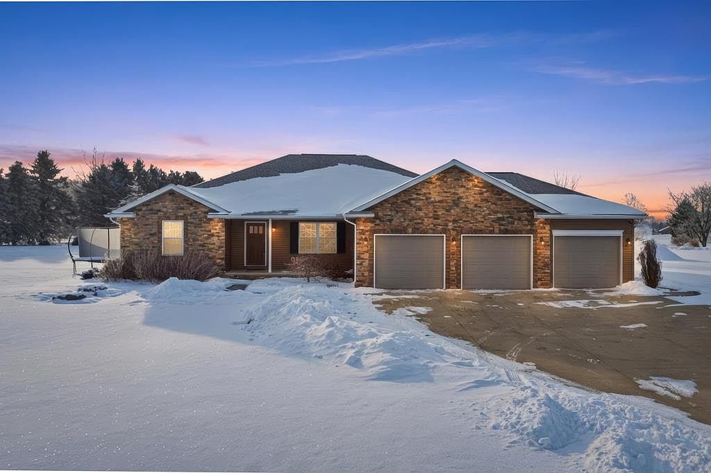 1093 County Road 1600, Ashland, OH 44805 | Zillow