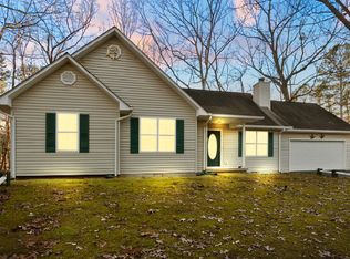 5 Parody Cir, Ellijay, GA 30540