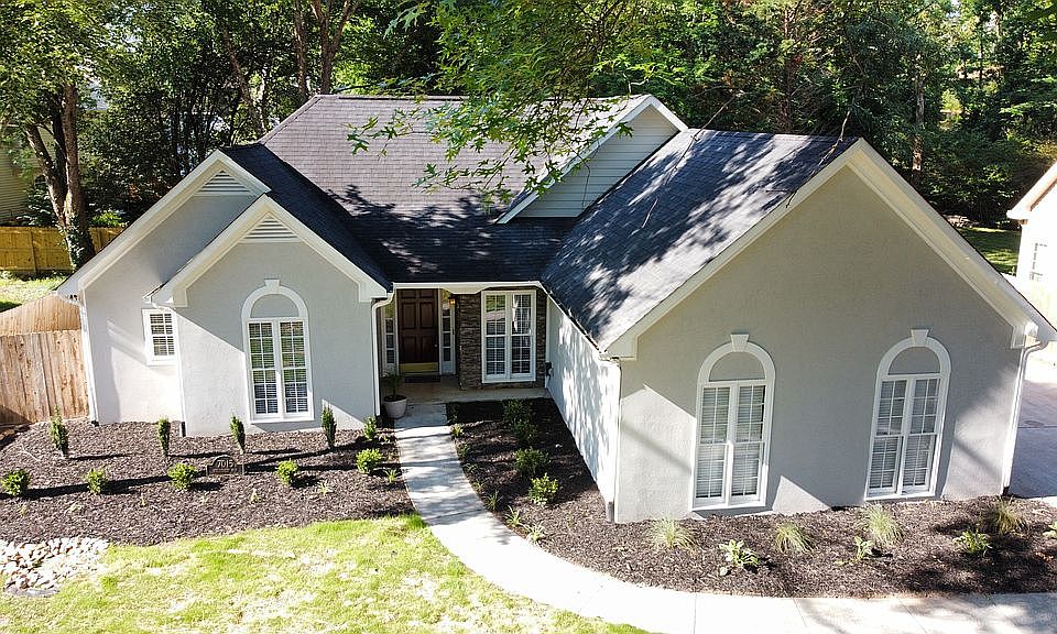 2nd image of 7015 Wellcrest Way NW