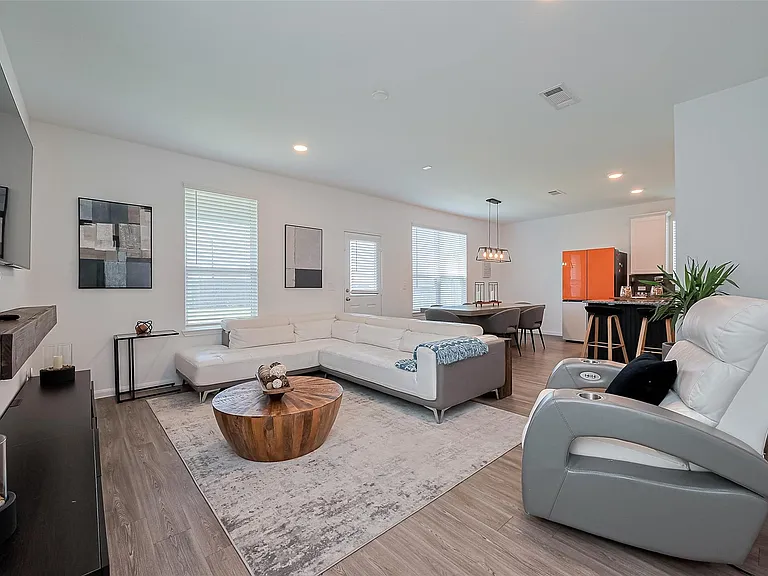 17711 Vernonia Ln — Photo 5