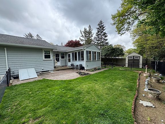 3rd image of 50 Baltic Ave