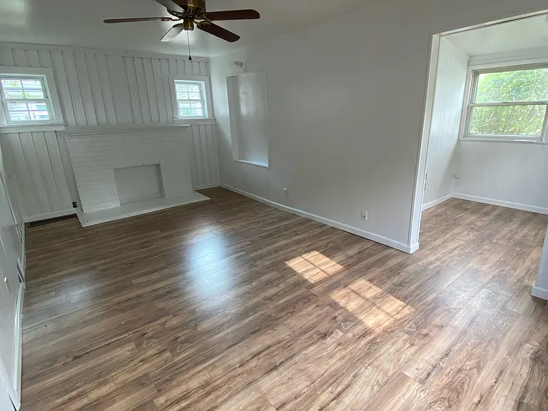 1208 Windermere Dr — Photo 5