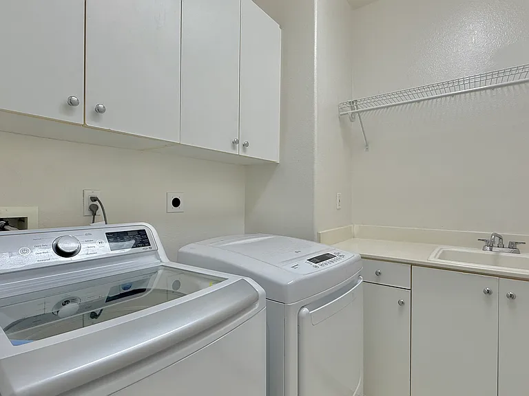 10570 Gaylemont Ln — Photo 52