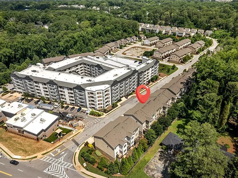 720 Avondale Hills Dr — Photo 40