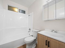 612-628 N. Olive Street, 628 C