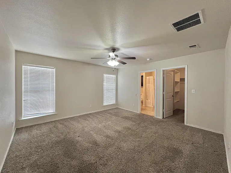 7415 103rd St — Photo 11
