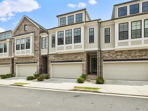 2068 Wheaton Way, Sandy Springs, GA 30328