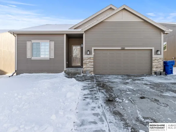7303 N 142nd St, Omaha, NE 68142