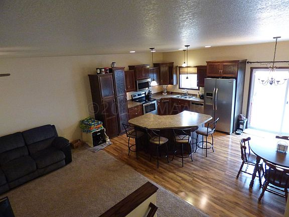 3rd image of 1226 39th Ave S