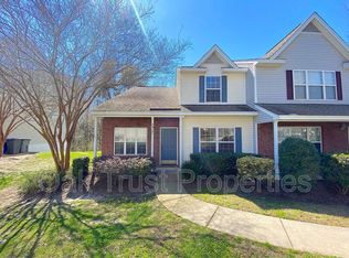 7915 Shadow Oak Dr, Charleston, SC 29406