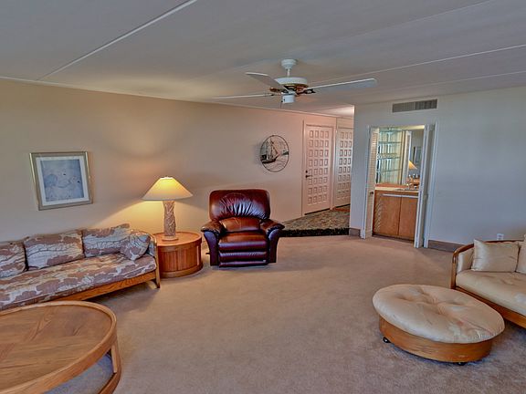 4th image of 220 W Cora Lee Dr #105