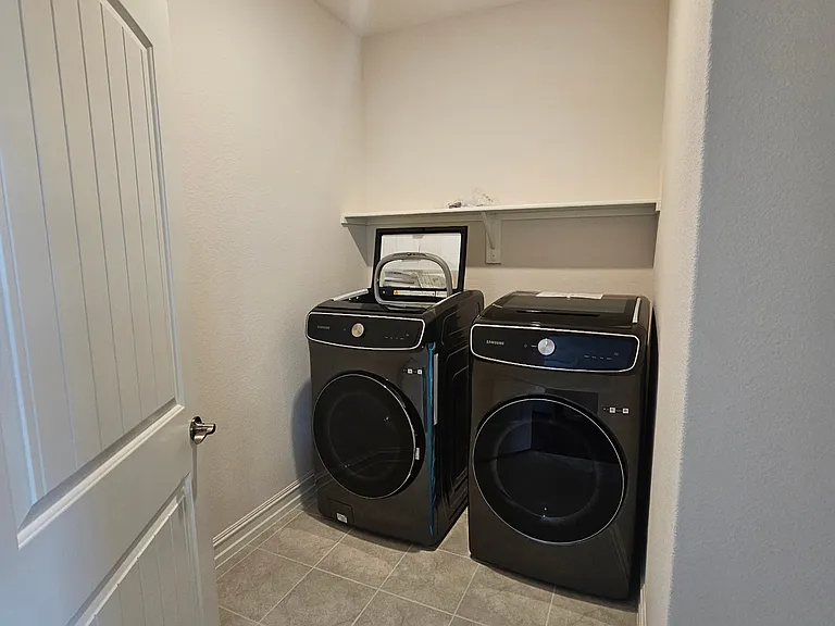 3105 Euclid Way — Photo 23
