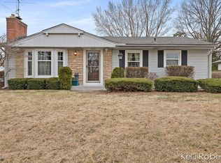 1809 Onaway Dr SE, Grand Rapids, MI 49506