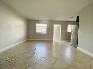 214 SW 15th St #2, Fort Lauderdale, FL 33315