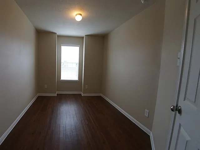 15458 Bammel Oaks Ct — Photo 11