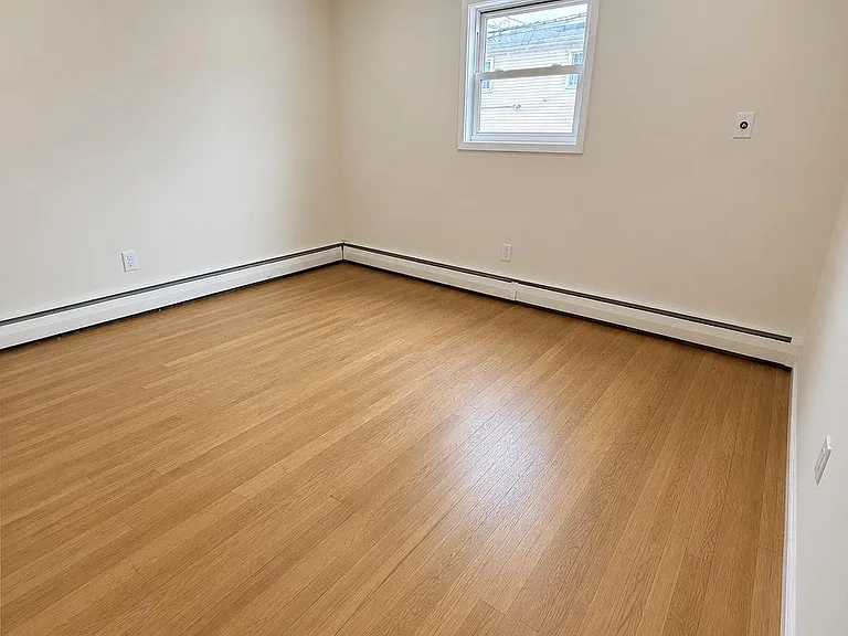 790 Wellwood Ave — Photo 7