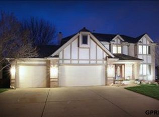 15016 Corby St, Omaha, NE 68116