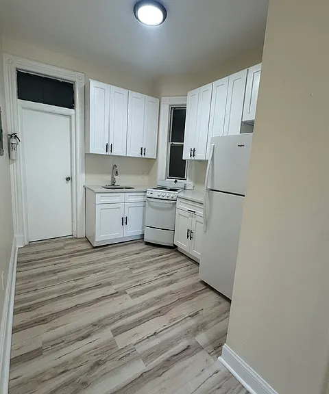 570 Jersey Ave #2RF — Photo 4