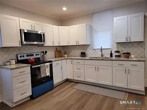 4th image of 163 Draher Street