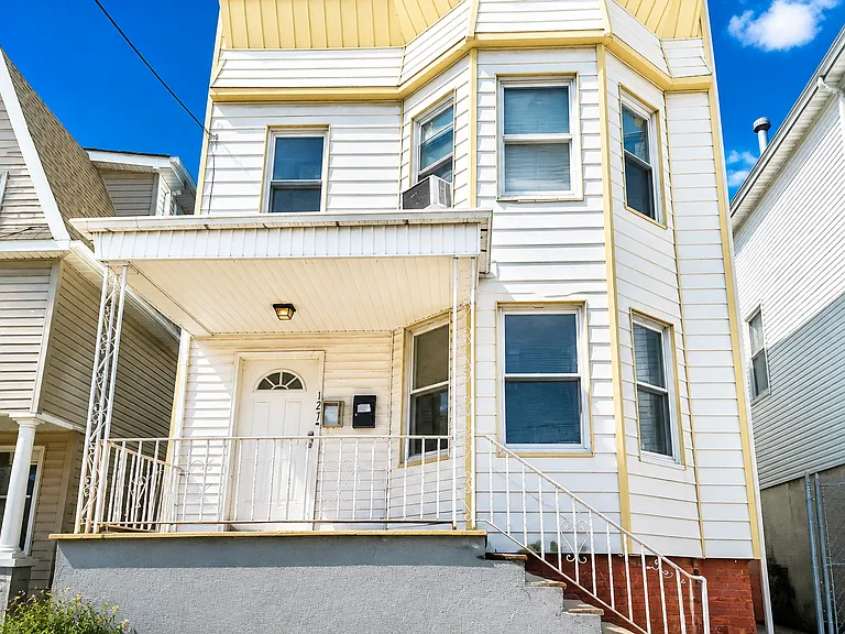 127 Myrtle Ave #1A — Photo 4