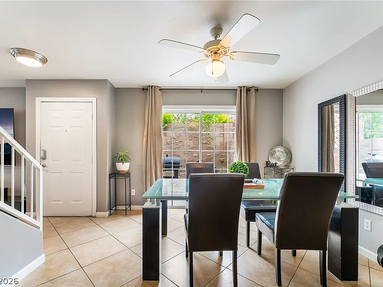 1626 Hennepin Dr — Photo 14