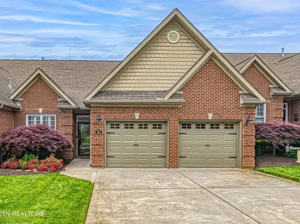 181 Waterford Cir #10, Lenoir City, TN 37772