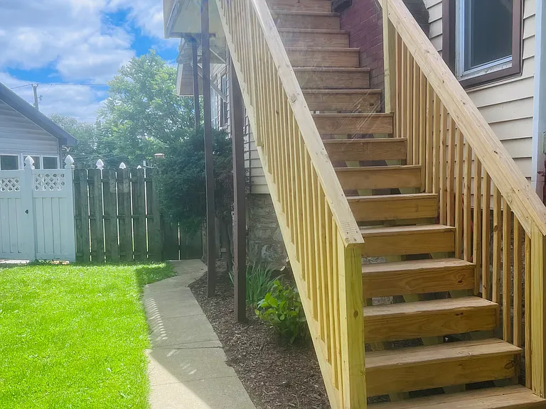 516 Market St — Photo 24