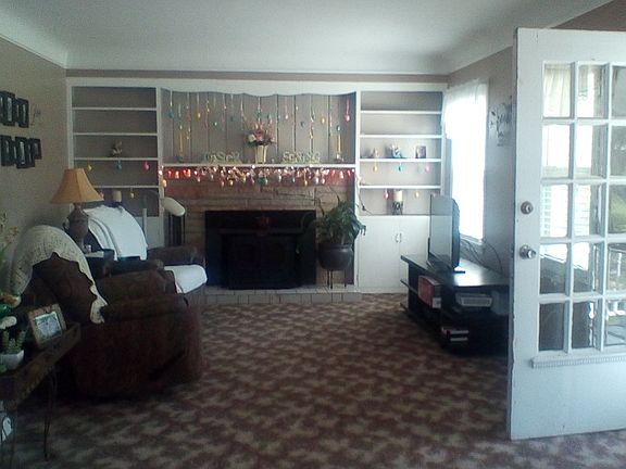 2nd image of 181 Norman Ave