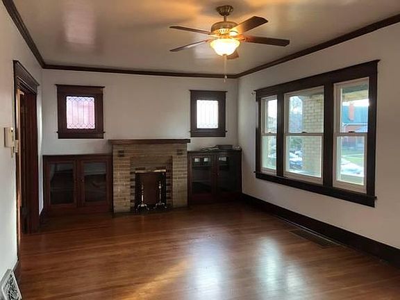 2nd image of 3444 N Gaylord St