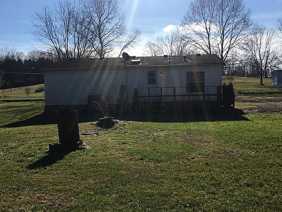 5th image of 1055 Hanna Ln